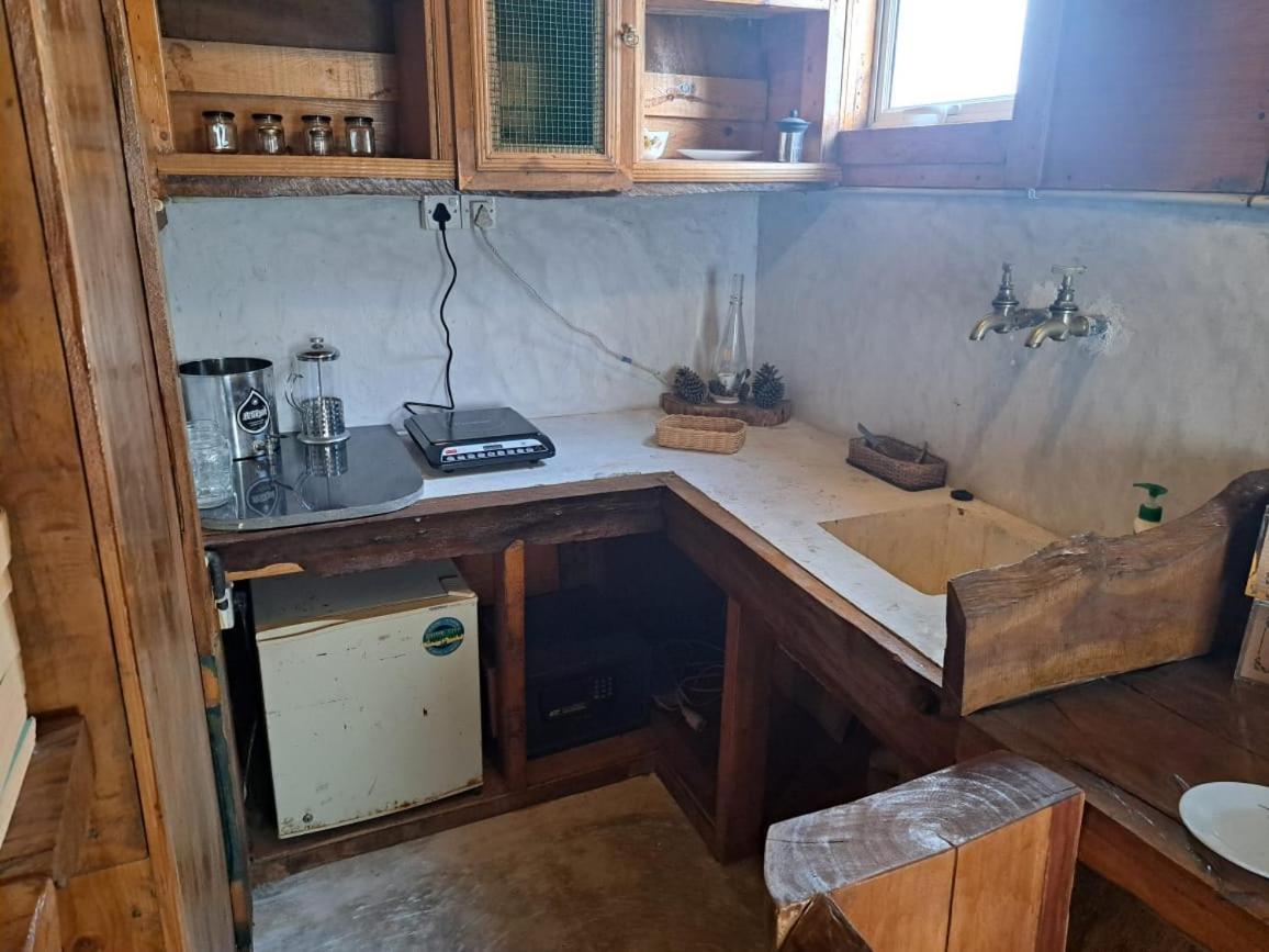 Stoneleigh Cottage Нувара-Элия Экстерьер фото
